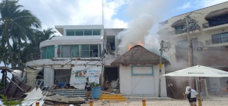 Al menos dos fallecidos en explosión en cocina del hotel Kool Spa