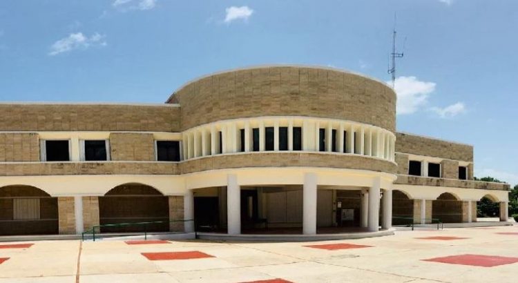 Universidad de Quintana Roo asumirá su autonomía