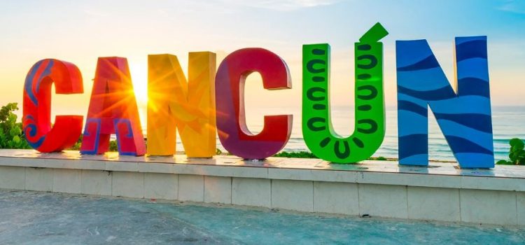 Cancún celebra su cumpleaños 52