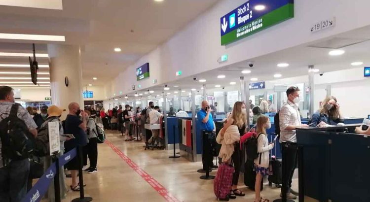 Gobierno busca mejorar los procesos de migración en el Aeropuerto de Cancún