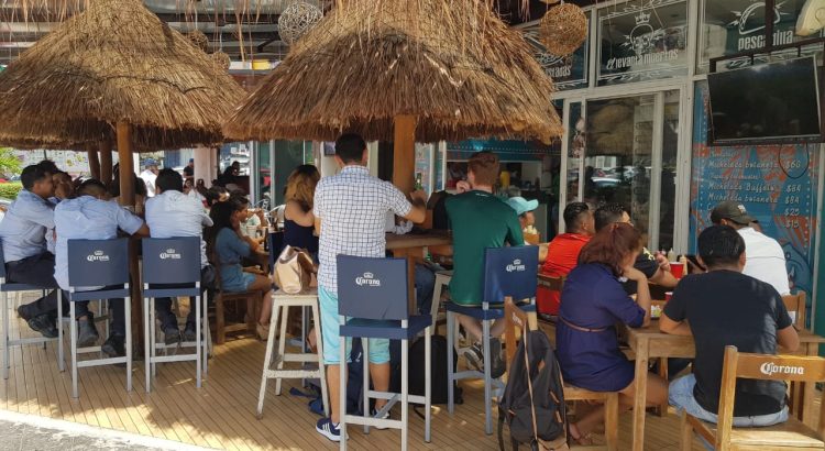 Sector restaurantero de Cancún aumenta los precios debido al alza de insumos