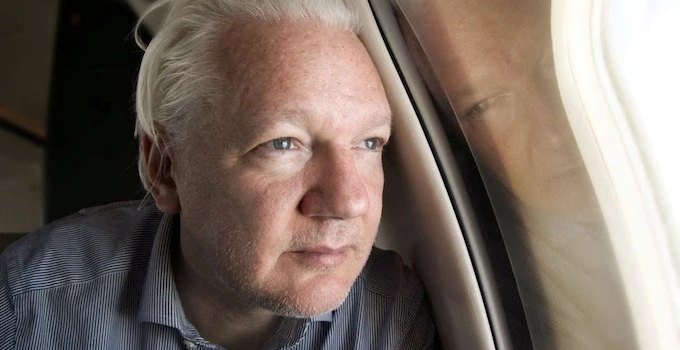 Julian Assange sale de prisión tras alcanzar un acuerdo con Estados Unidos