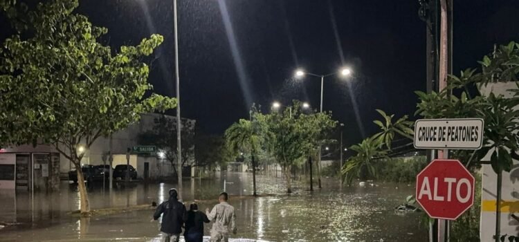 Suspenden clases en Chetumal y Bacalar por fuertes lluvias