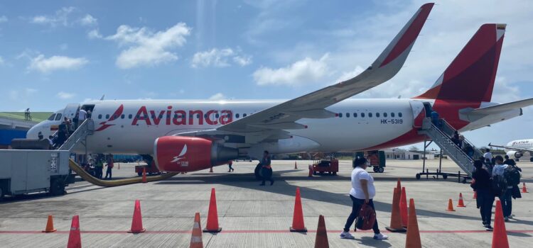 Anuncia nuevo vuelo Bogotá-Tulum