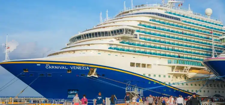 Carnival Venezia, el primer crucero que arriba a Cozumel en 2025