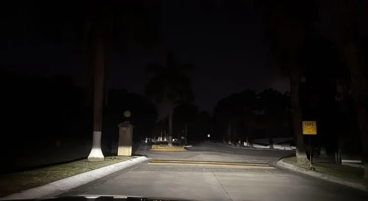 Mega apagón afecta a Península de Yucatán