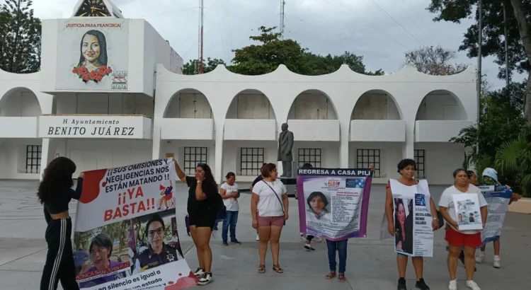 Protestan contra feminicidios en Cancún