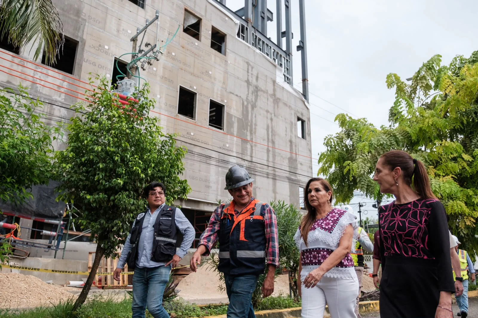 Claudia Sheinbaum supervisa hospitales y proyectos de salud en Chetumal